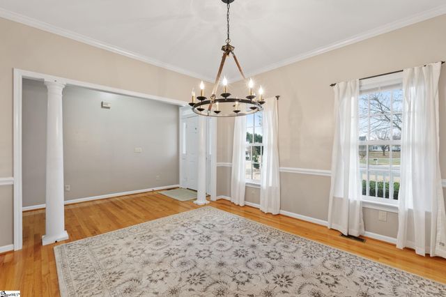 204 Windrow Lane, Fountain Inn, SC 29644