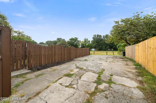 444 E Lee St, Louisville, KY 40217