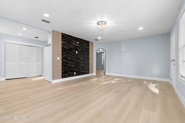 4645 KINGSBURY Street, Jacksonville, FL 32205