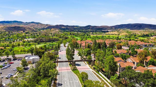 704 Wind Willow Way, Simi Valley, CA 93065