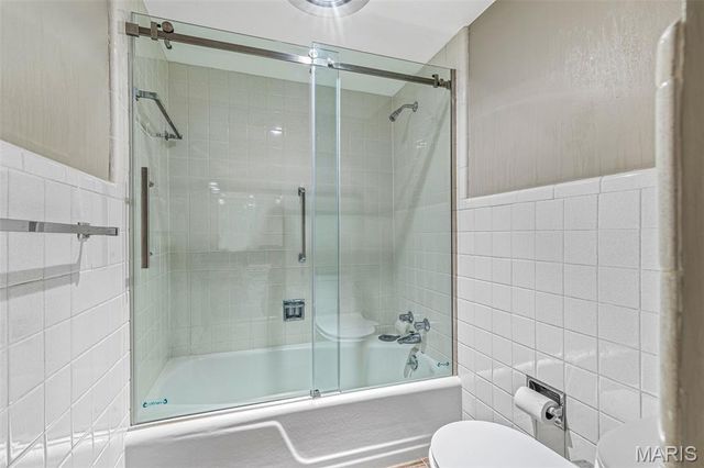 520 S Brentwood Boulevard 2D, Clayton, MO 63105