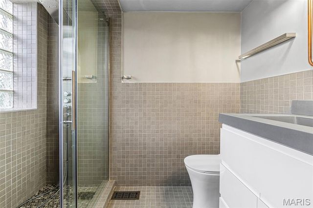 520 S Brentwood Boulevard 2D, Clayton, MO 63105
