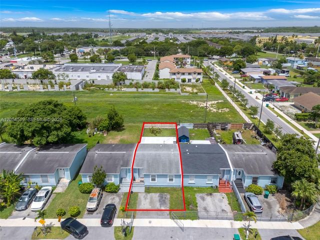 170 NW 9th Ave, Florida City, FL 33034