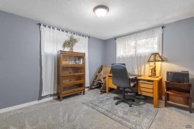 4811 W MAIN ST, Rapid City, SD 57702