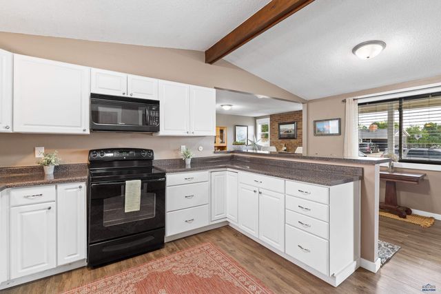 4811 W MAIN ST, Rapid City, SD 57702