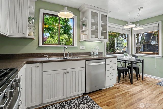 6519 40th Avenue NE, Seattle, WA 98115
