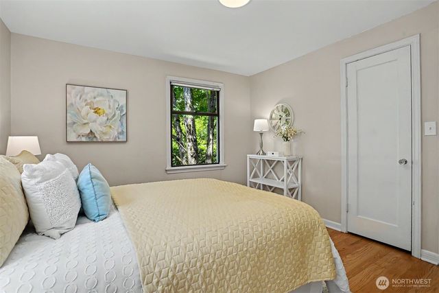 6519 40th Avenue NE, Seattle, WA 98115