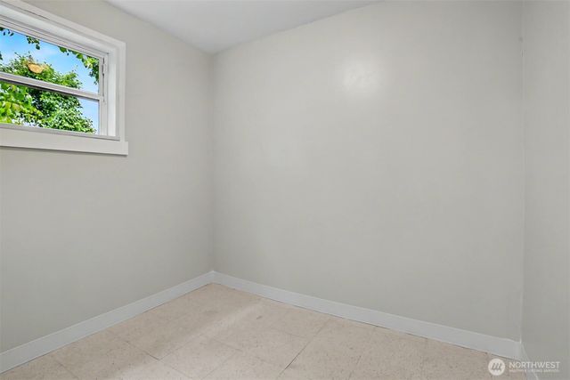 6519 40th Avenue NE, Seattle, WA 98115