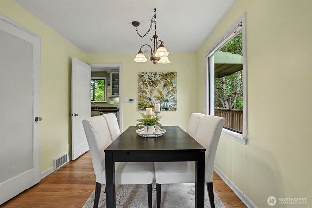 6519 40th Avenue NE, Seattle, WA 98115