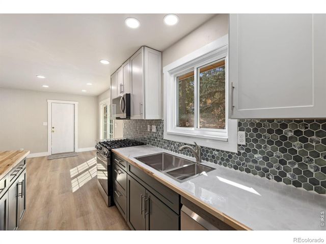 1059 Lexington Lane, Estes Park, CO 80517