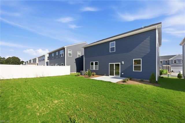 321 Tarn CT, Suffolk, VA 23434