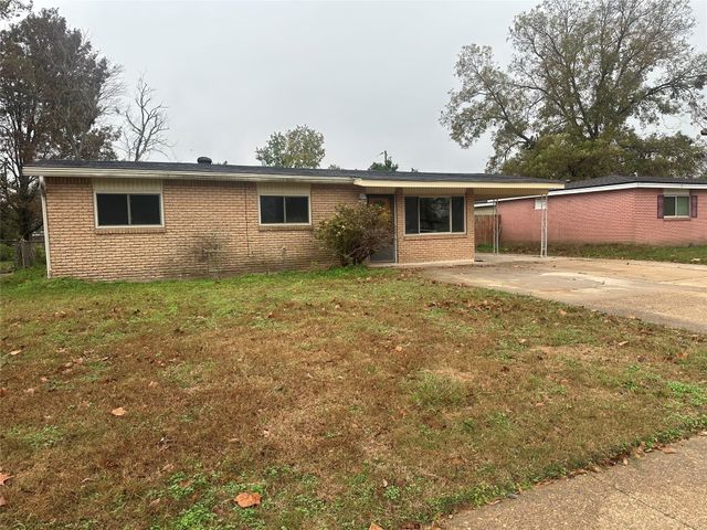 1202 Violet Avenue, Bossier City, LA 71112