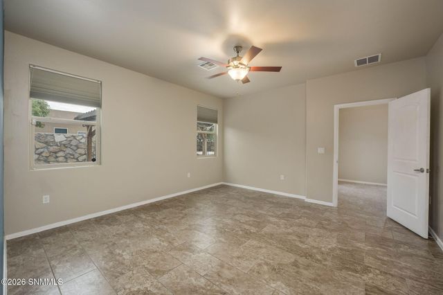 1974 W Villa Napoli Loop, Las Cruces, NM 88011