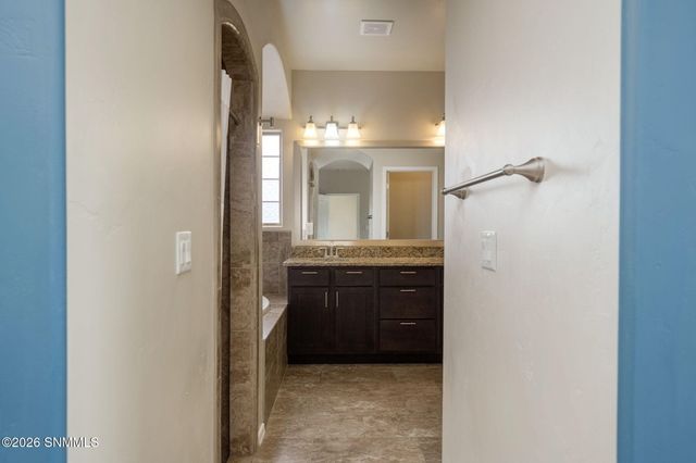 1974 W Villa Napoli Loop, Las Cruces, NM 88011