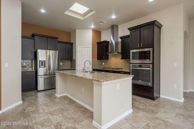 1974 W Villa Napoli Loop, Las Cruces, NM 88011