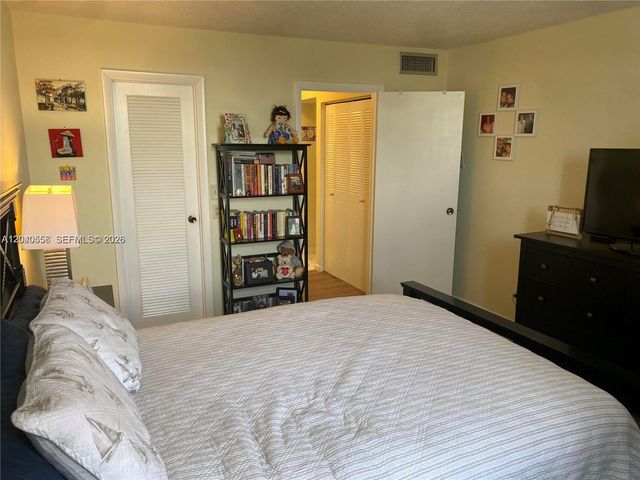 1465 NE 123rd St 409, North Miami, FL 33161