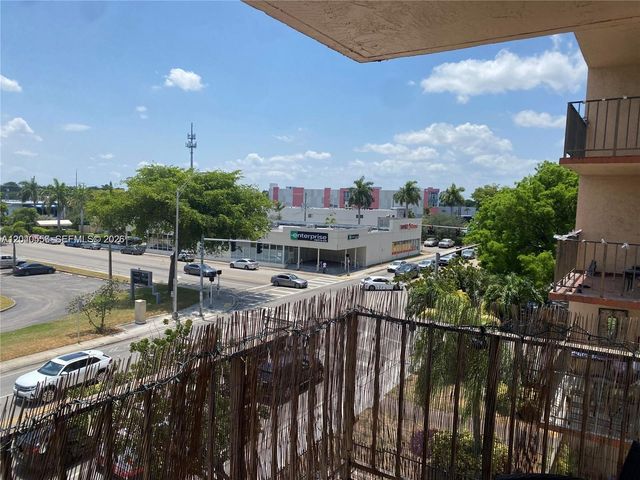 1465 NE 123rd St 409, North Miami, FL 33161