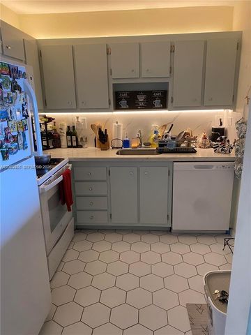 1465 NE 123rd St 409, North Miami, FL 33161
