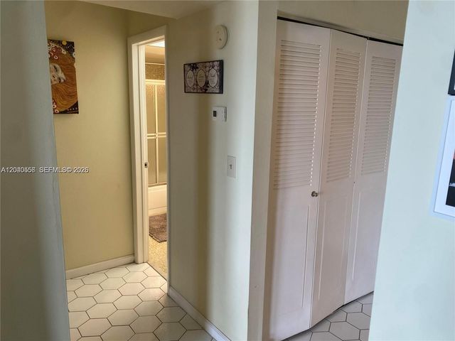 1465 NE 123rd St 409, North Miami, FL 33161