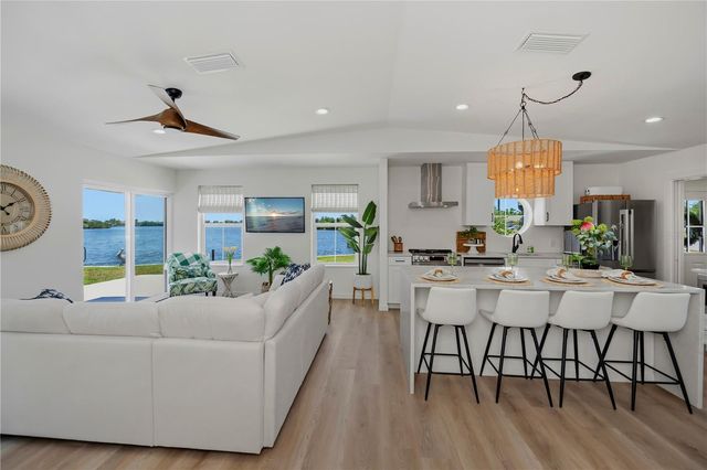 3404 LAKE VIEW BOULEVARD, Port Charlotte, FL 33948