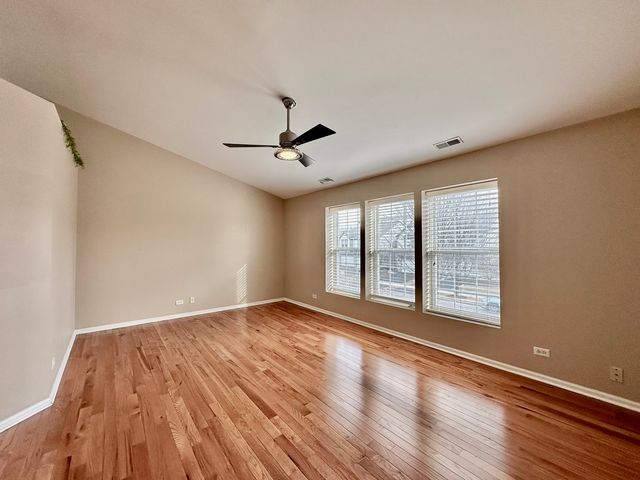 3329 Bromley Lane 3329, Aurora, IL 60502