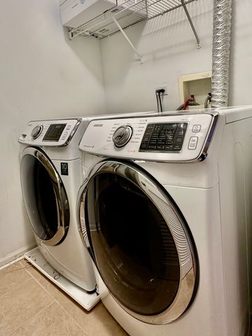 3329 Bromley Lane 3329, Aurora, IL 60502