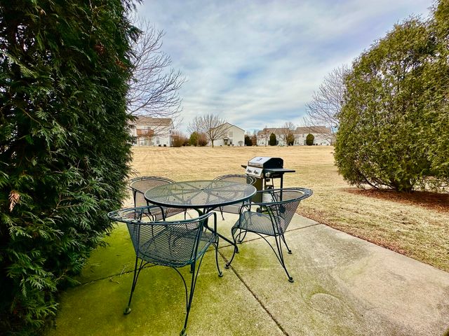 3329 Bromley Lane 3329, Aurora, IL 60502