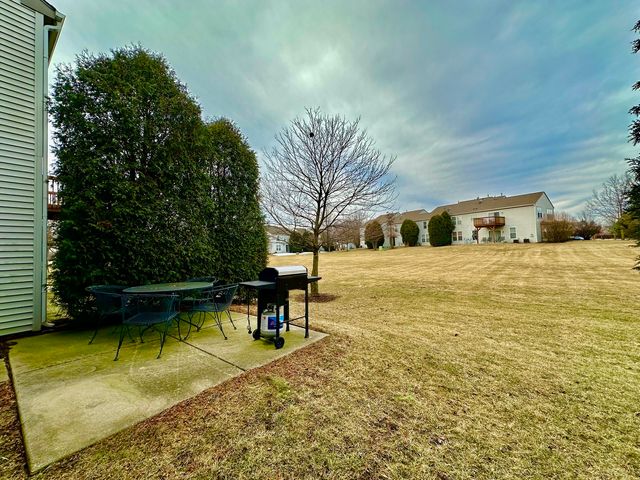 3329 Bromley Lane 3329, Aurora, IL 60502