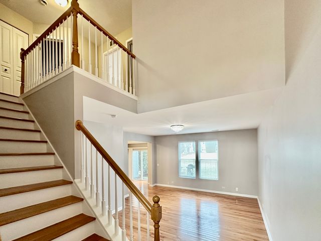 3329 Bromley Lane 3329, Aurora, IL 60502