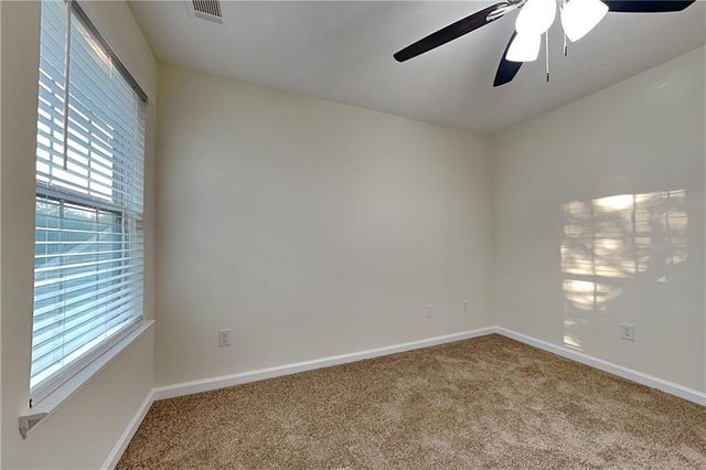 1595 Stephens Pond View, Loganville, GA 30052