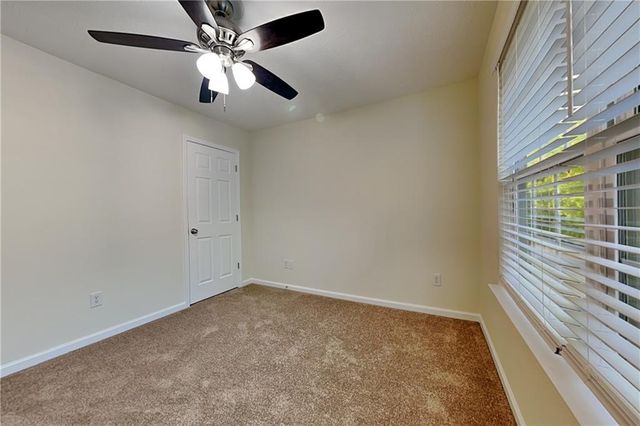 1595 Stephens Pond View, Loganville, GA 30052
