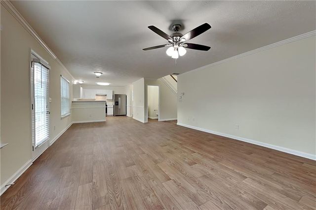 1595 Stephens Pond View, Loganville, GA 30052