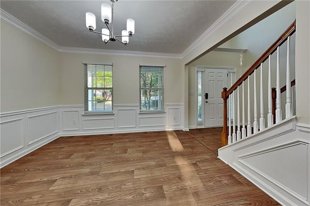 1595 Stephens Pond View, Loganville, GA 30052