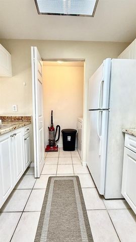 2811 Grande Pkwy 203, Palm Beach Gardens, FL 33410