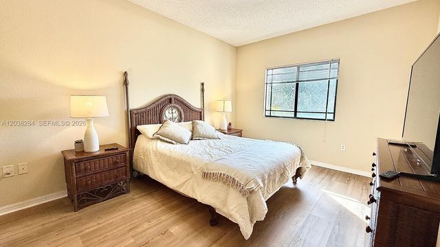 2811 Grande Pkwy 203, Palm Beach Gardens, FL 33410