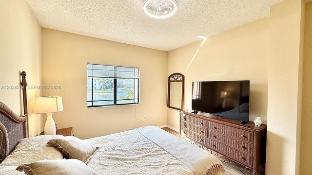 2811 Grande Pkwy 203, Palm Beach Gardens, FL 33410