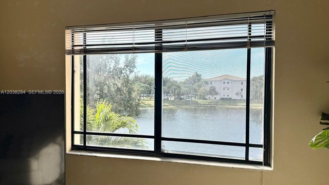 2811 Grande Pkwy 203, Palm Beach Gardens, FL 33410