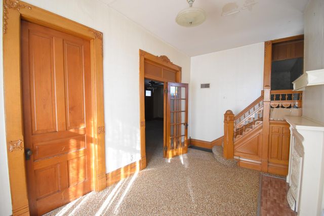 301 S Van Rensselaer Street, Rensselaer, IN 47978