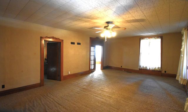 301 S Van Rensselaer Street, Rensselaer, IN 47978