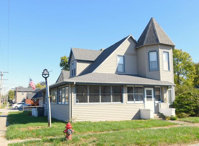 301 S Van Rensselaer Street, Rensselaer, IN 47978