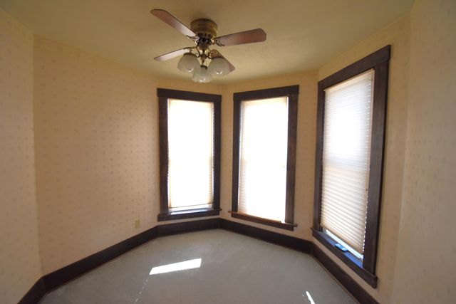 301 S Van Rensselaer Street, Rensselaer, IN 47978