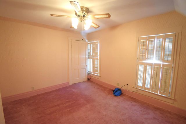 301 S Van Rensselaer Street, Rensselaer, IN 47978