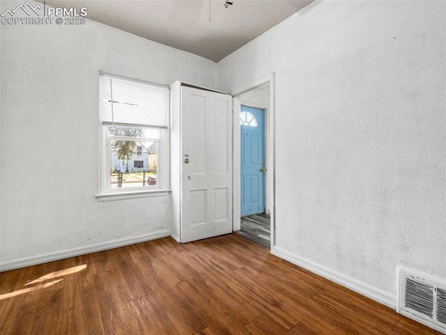 805 E 7th Street, Pueblo, CO 81001