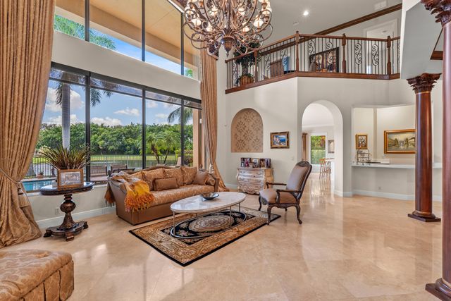 10538 VERSAILLES Boulevard, Wellington, FL 33449