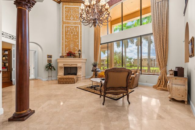 10538 VERSAILLES Boulevard, Wellington, FL 33449