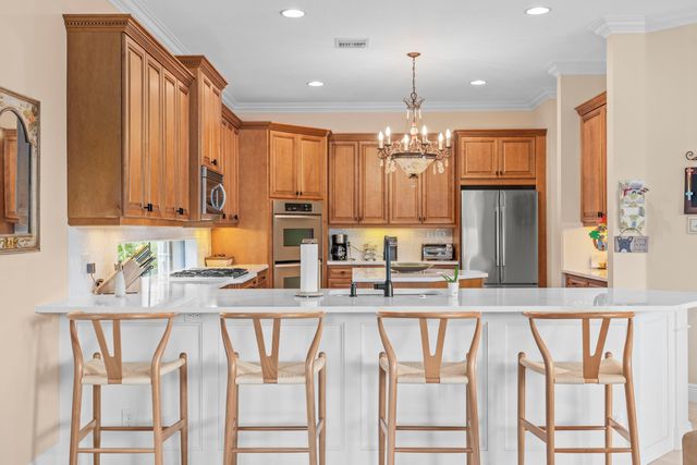 10538 VERSAILLES Boulevard, Wellington, FL 33449