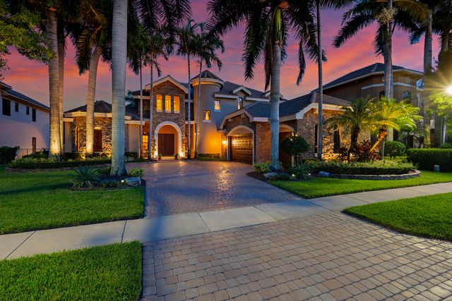 10538 VERSAILLES Boulevard, Wellington, FL 33449