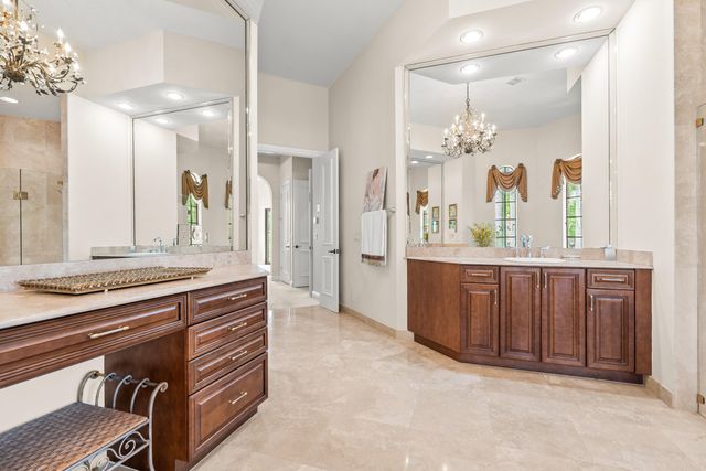 10538 VERSAILLES Boulevard, Wellington, FL 33449