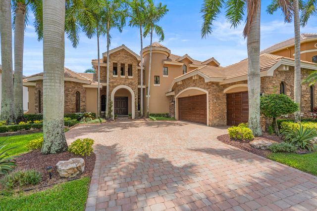 10538 VERSAILLES Boulevard, Wellington, FL 33449