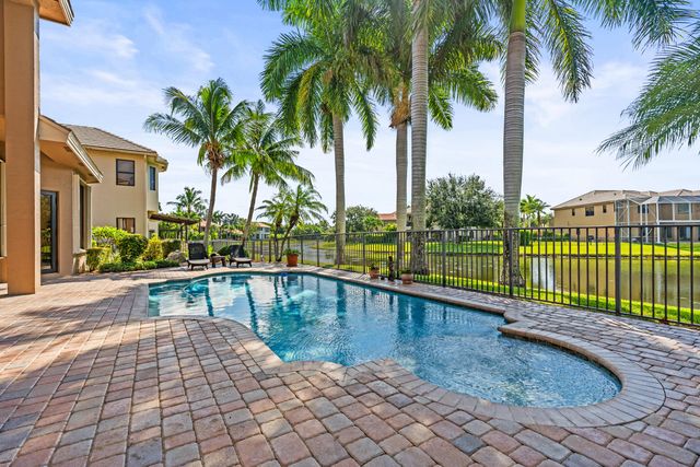 10538 VERSAILLES Boulevard, Wellington, FL 33449